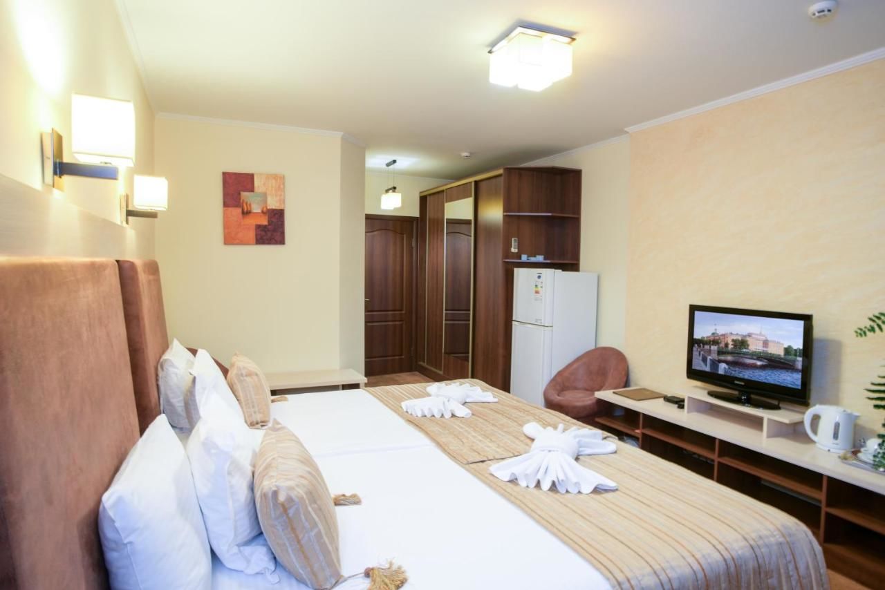 Отель 7 Sky Hotel Klinicheskaya Street (2d entrance) Киев-29