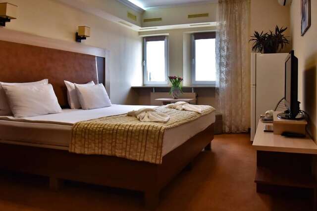 Отель 7 Sky Hotel Klinicheskaya Street (2d entrance) Киев-15