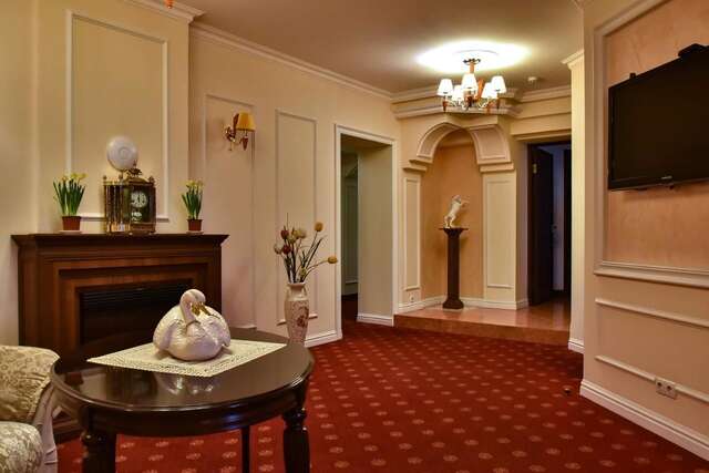 Отель 7 Sky Hotel Klinicheskaya Street (2d entrance) Киев-18