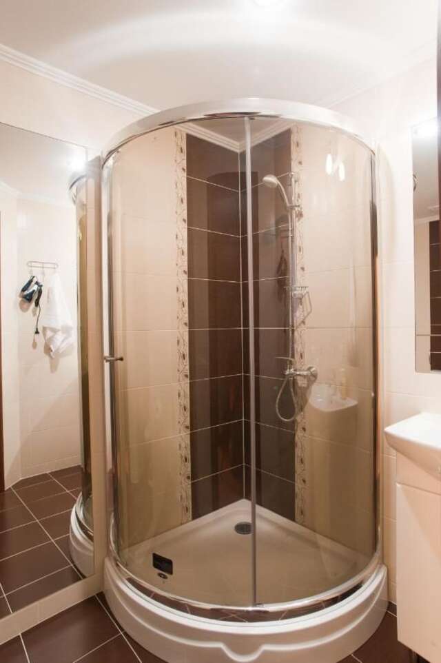 Отель 7 Sky Hotel Klinicheskaya Street (2d entrance) Киев-43